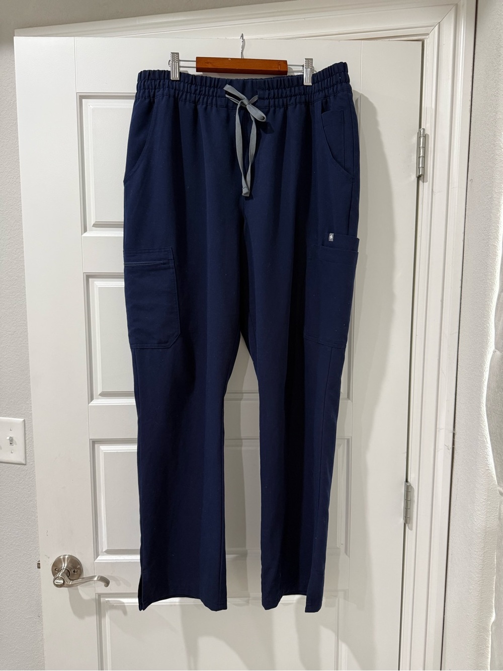 Figs Dowa High-Rise Straight-Leg Scrub Pant